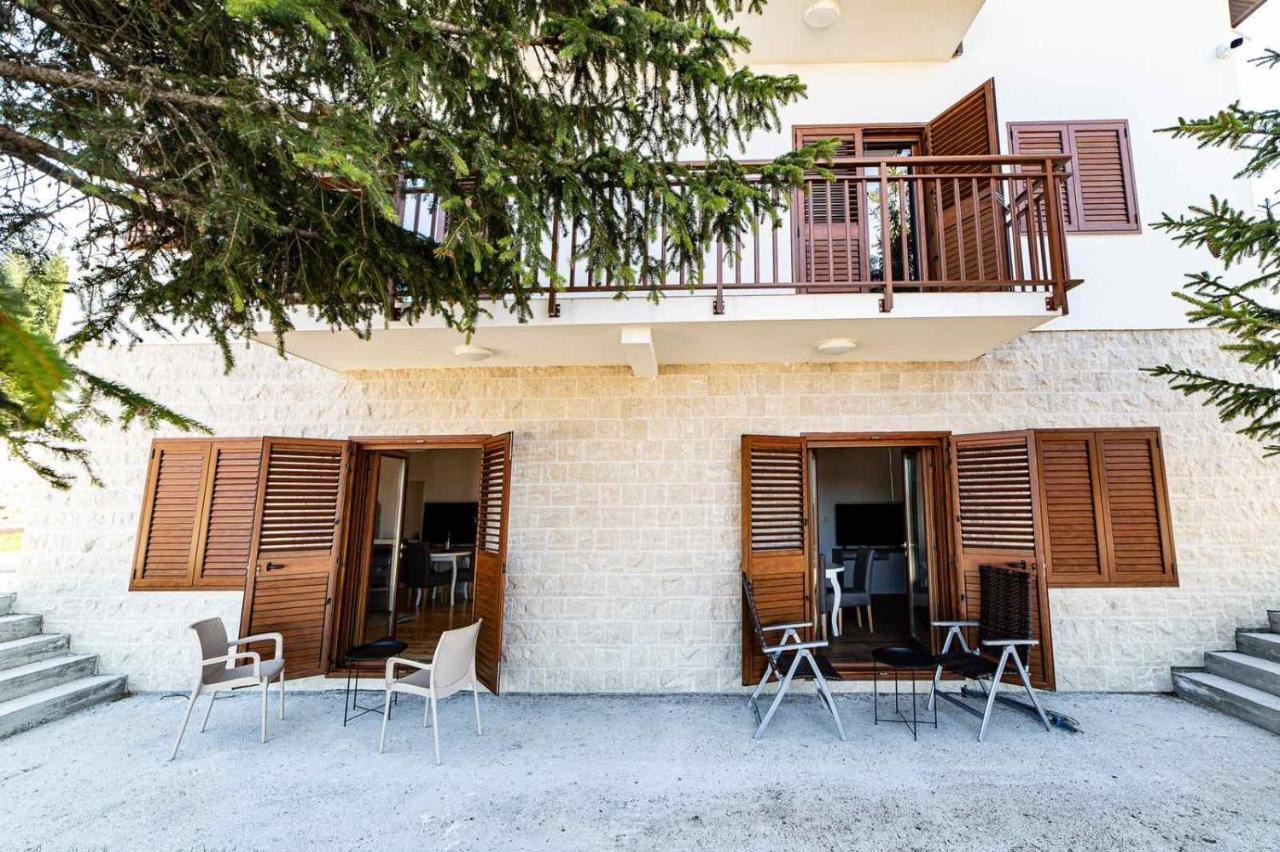 Turisticki Apartmani “Kraljeva Stolica” Žabljak Exterior foto