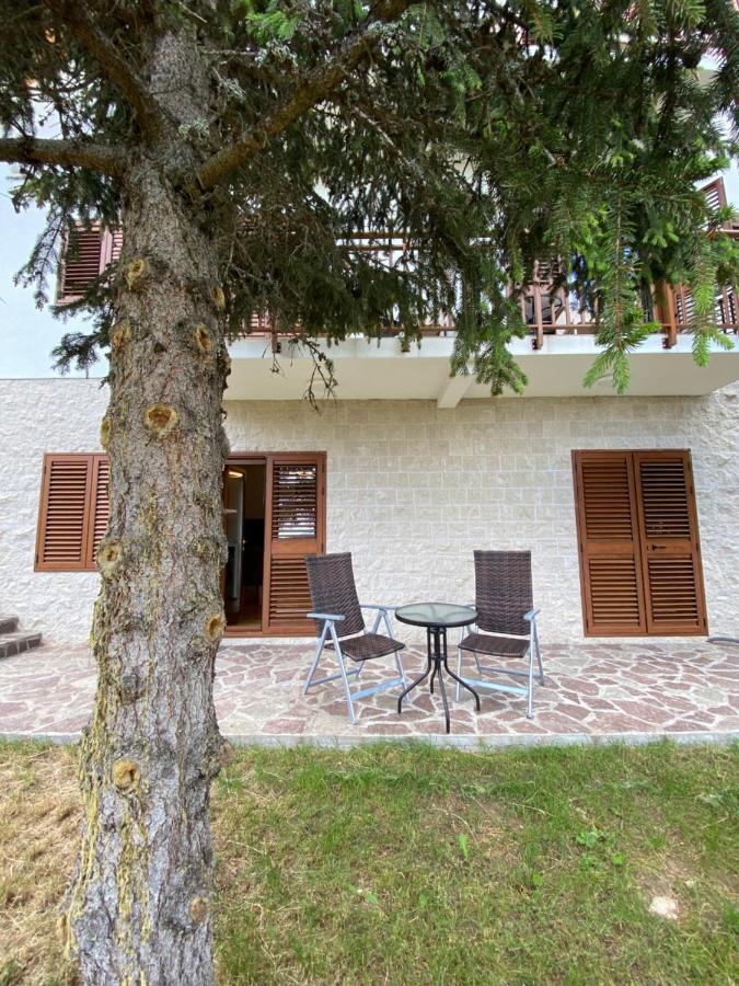 Turisticki Apartmani “Kraljeva Stolica” Žabljak Exterior foto