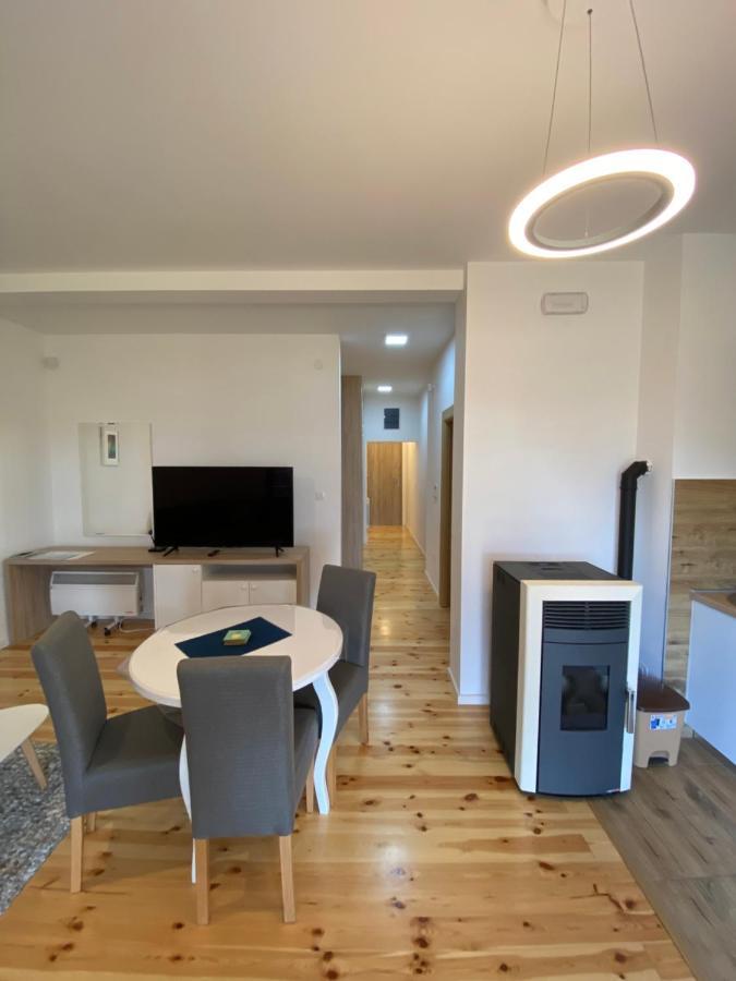 Turisticki Apartmani “Kraljeva Stolica” Žabljak Exterior foto
